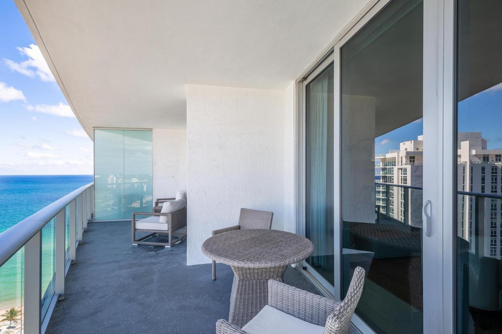 Ocean View 1 Bed On The Beach 19Th Floor Hollywood Hallandale Beach Esterno foto